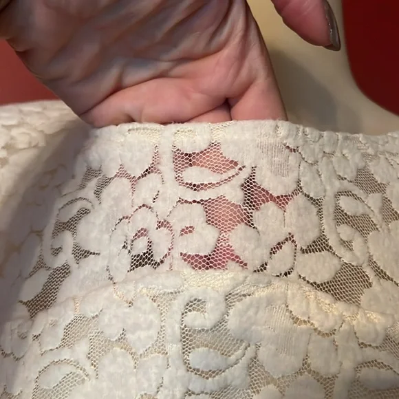 BNWOT Maurices classy off white lined floral top - Picture 6 of 15